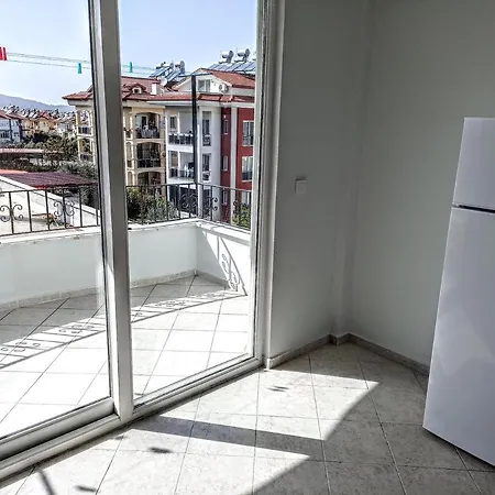 Apartamento Fethiye Merkezde Ferah Ve Balkonlu 2+1 Daire *