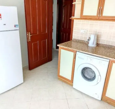 Fethiye Merkezde Ferah Ve Balkonlu 2+1 Daire Apartamento Fethiye